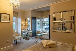 Holly Lodge Guest House