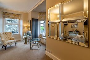 Holly Lodge Guest House