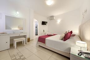 Dream Island Hotel