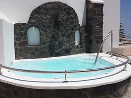 Dream Island Hotel
