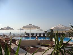 Dream Island Hotel