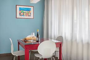 Marbela Apartments & Suites