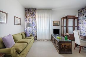 Marbela Apartments & Suites