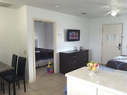 Port Isla Inn