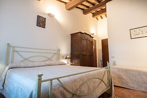 Agriturismo Sasso Rosso