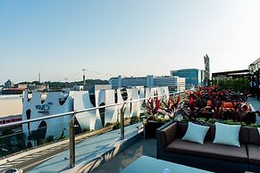 Travelodge Harbourfront