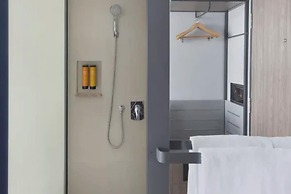 Travelodge Harbourfront