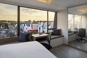 Travelodge Harbourfront