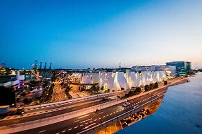 Travelodge Harbourfront