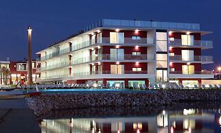 Água Hotels Riverside
