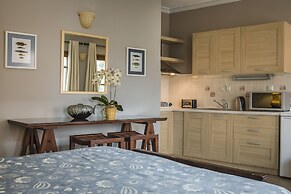 Balhambra Suites - Adults Only
