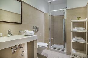 Balhambra Suites - Adults Only
