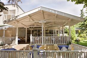 Hotel Oasis