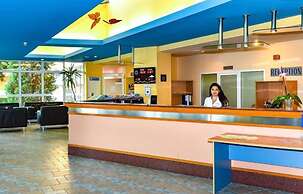 Hotel Oasis