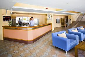 Hotel Oasis