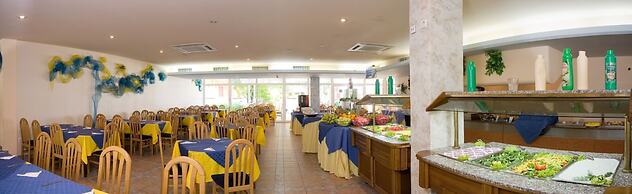 Hotel Oasis