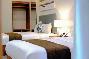 Almont Inland Resort