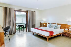 Almont Inland Resort