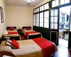 Hostal Naira