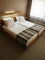 Hotel Waeger