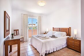 Jardim Da Meia Praia Hotel