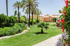 Jardim Da Meia Praia Hotel