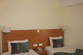 Hotel Caravelas