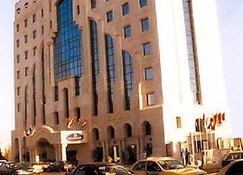 Dana Plaza