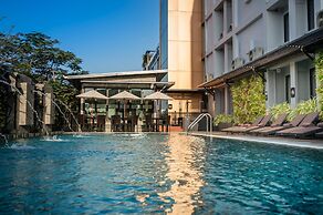 Nouvo City Hotel