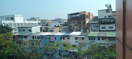 Nouvo City Hotel