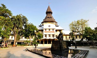 Nouvo City Hotel