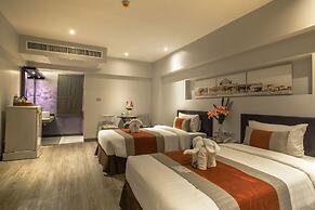 Nouvo City Hotel