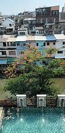 Nouvo City Hotel