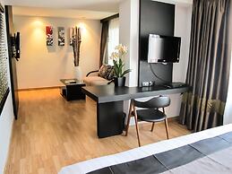 Nouvo City Hotel