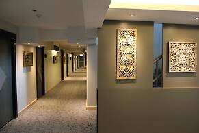 Nouvo City Hotel