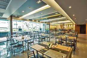 Nouvo City Hotel