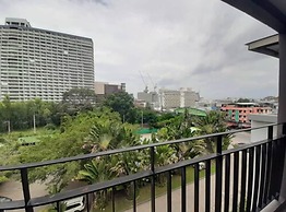 Page 10, Hotel