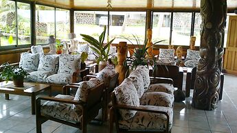 Iorana Hotel