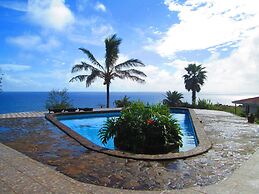 Iorana Hotel