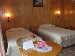 Iorana Hotel