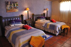 Azul Colonial