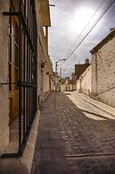 Azul Colonial