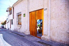 Azul Colonial