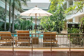 Kalanan Riverside Resort