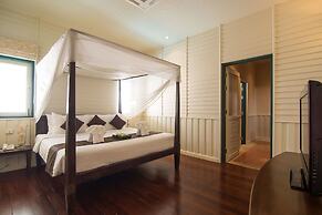 Kalanan Riverside Resort
