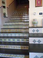 Petit Hotel