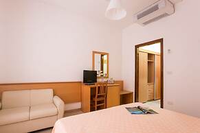 Hotel Mediterraneo