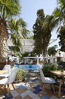 Blue Sea Hotel