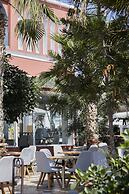 Blue Sea Hotel