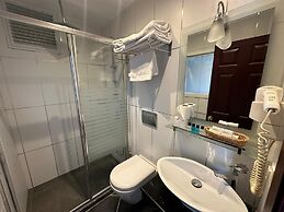 Ata Park Hotel